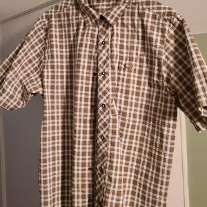 Large under Armour button up shirt, casual